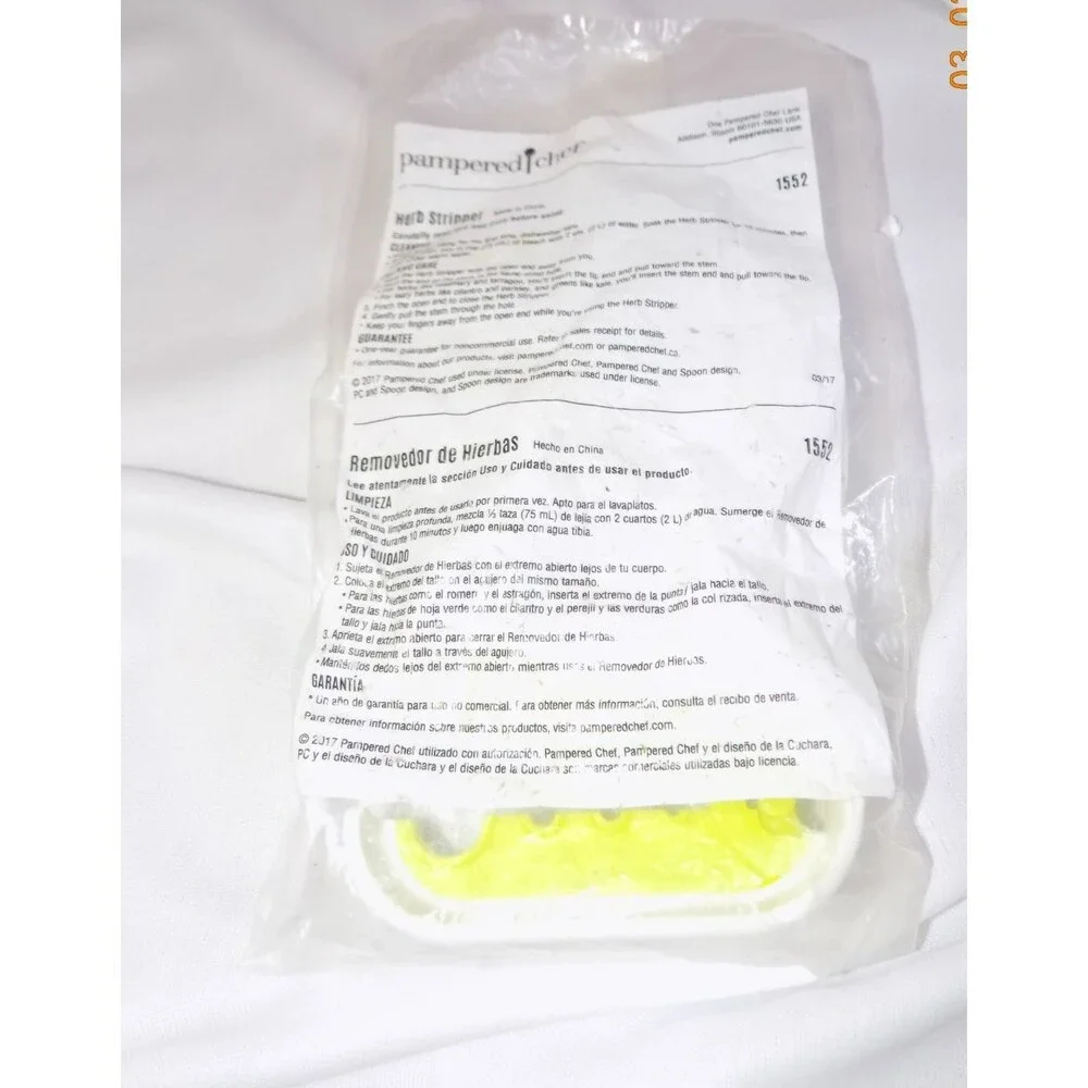 Pampered Chef Herb Stripper #1552 – New in the Package